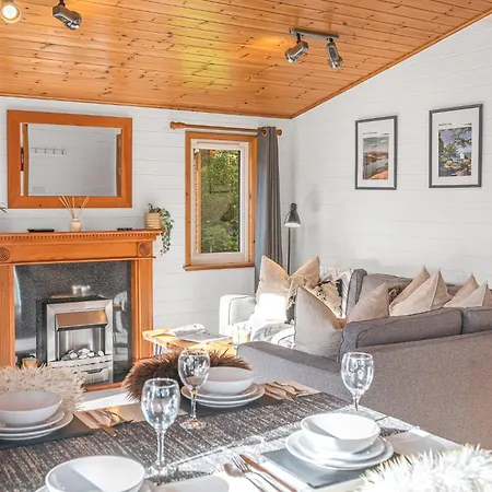 Bowness 45 - 2 Bedroom Domek alpejski *