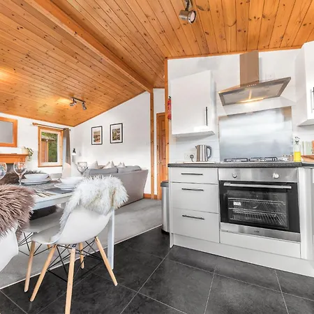 Bowness 45 - 2 Bedroom Domek alpejski